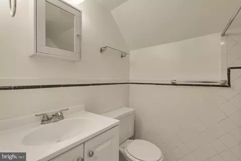 Bath - 111 C St SE, Washington, DC 20003 photo 8 of 9