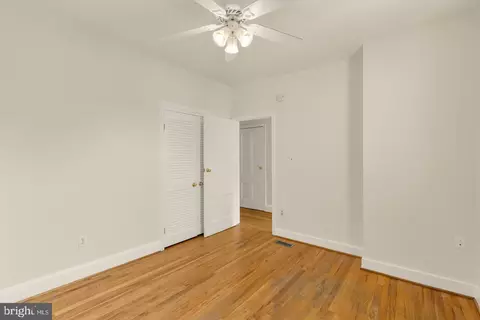 Bedroom - 111 C St SE, Washington, DC 20003 photo 4 of 8