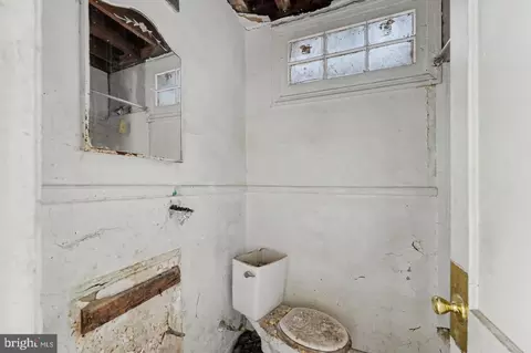 Bath - 835 19th St NE, Washington, DC 20002 photo 1 of 1