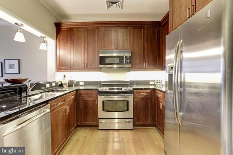 401 13th St NE #PH5, Washington, DC 20002 photo 8