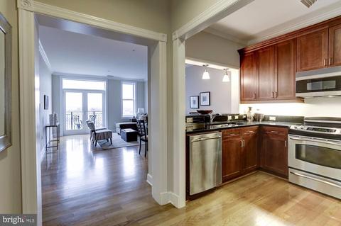 401 13th St NE #PH5, Washington, DC 20002 photo 7