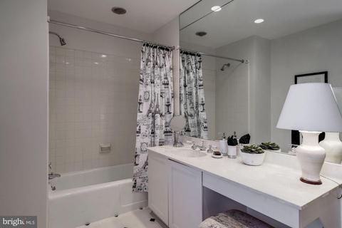 4635 Ashby St NW, Washington, DC 20007 photo 34