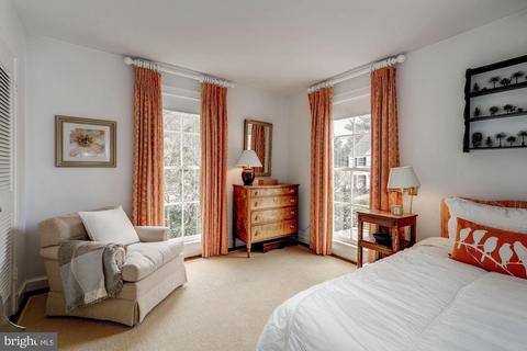 4635 Ashby St NW, Washington, DC 20007 photo 30