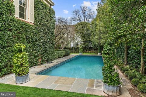 4635 Ashby St NW, Washington, DC 20007 photo 2