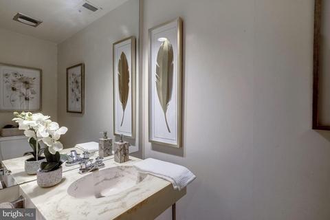 4635 Ashby St NW, Washington, DC 20007 photo 37