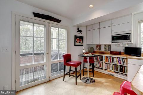 4635 Ashby St NW, Washington, DC 20007 photo 17