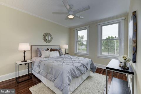 157 V St NE, Washington, DC 20002 photo 16