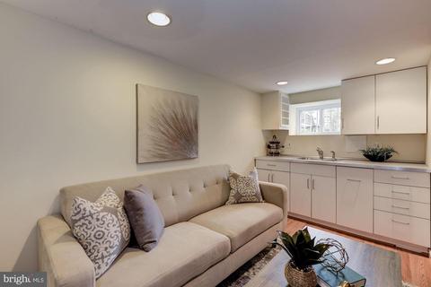157 V St NE, Washington, DC 20002 photo 26