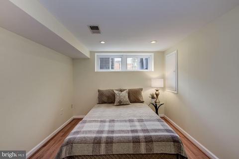 157 V St NE, Washington, DC 20002 photo 28