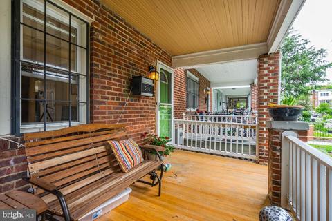 335 18th Pl NE, Washington, DC 20002 photo 2
