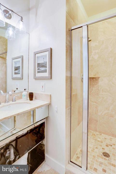 2357 Champlain St NW #202, Washington, DC 20009 photo 23