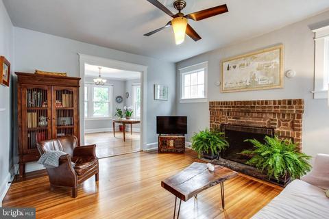 1414 Foxhall Rd NW, Washington, DC 20007 photo 5