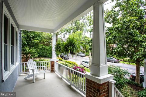 1414 Foxhall Rd NW, Washington, DC 20007 photo 3