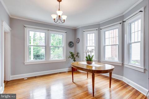 1414 Foxhall Rd NW, Washington, DC 20007 photo 8