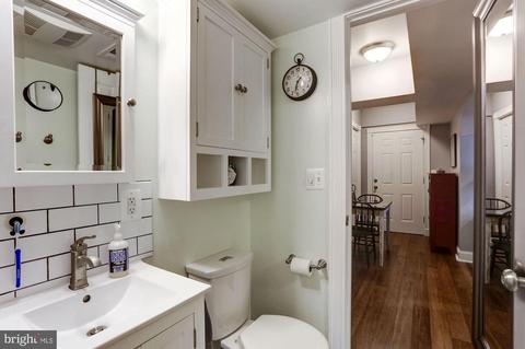 610 3rd St SE #11, Washington, DC 20003 photo 14