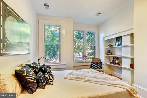 744 9th St SE, Washington, DC 20003 photo 17