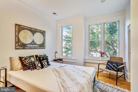 744 9th St SE, Washington, DC 20003 photo 16