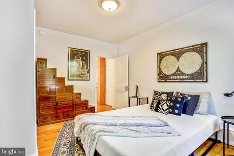 744 9th St SE, Washington, DC 20003 photo 18