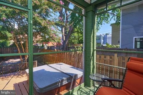 1112 G St NE, Washington, DC 20002 photo 25