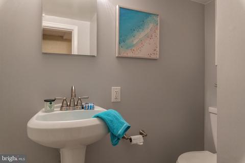 1530 D St NE, Washington, DC 20002 photo 30