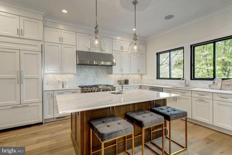 2234 49th St NW, Washington, DC 20007 photo 6
