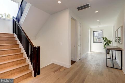 2234 49th St NW, Washington, DC 20007 photo 16