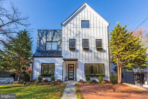 2234 49th St NW, Washington, DC 20007 photo 1
