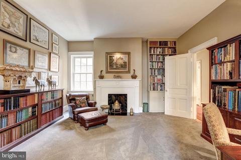 2110 Bancroft Pl NW, Washington, DC 20008 photo 13