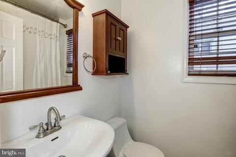 1412 D St NE, Washington, DC 20002 photo 34