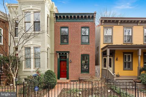 17 7th St NE, Washington, DC 20002 photo 1