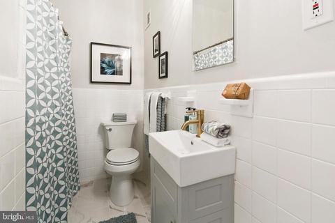 17 7th St NE, Washington, DC 20002 photo 25