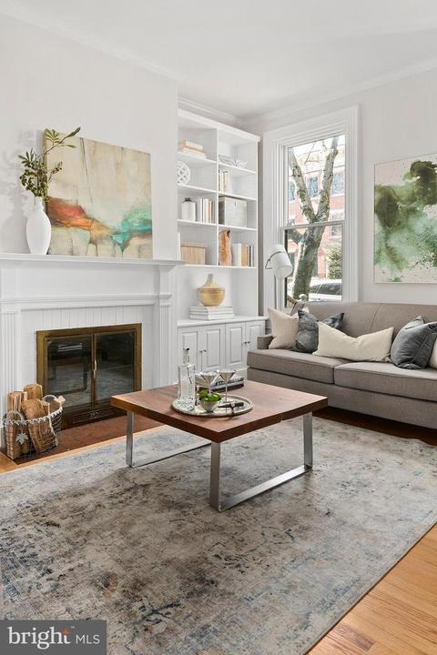 17 7th St NE, Washington, DC 20002 photo 4