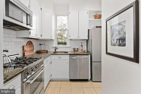 17 7th St NE, Washington, DC 20002 photo 17