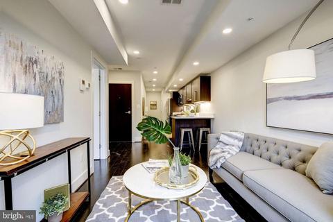 1331 K St SE #401, Washington, DC 20003 photo 2