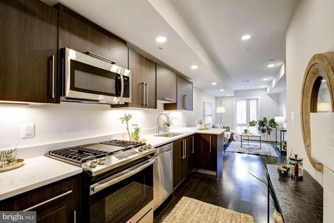 1331 K St SE #401, Washington, DC 20003 photo 5
