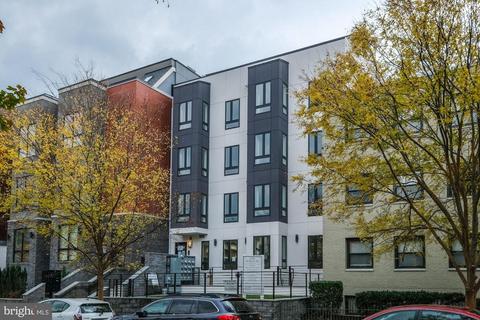 1331 K St SE #401, Washington, DC 20003 photo 1