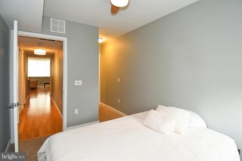 401 17th St NE #B, Washington, DC 20002 photo 13
