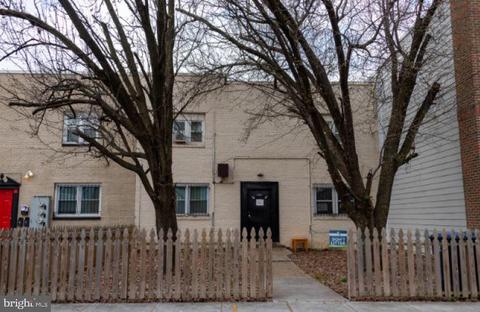 1858 Central Pl NE, Washington, DC 20002 photo 1
