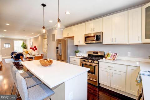 1438 K St SE, Washington, DC 20003 photo 10