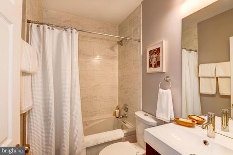 1438 K St SE, Washington, DC 20003 photo 23