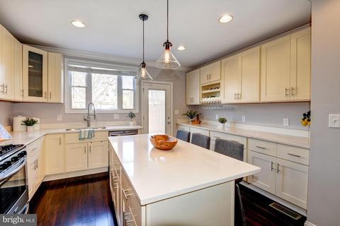 1438 K St SE, Washington, DC 20003 photo 9