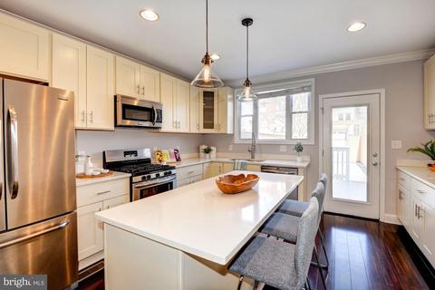 1438 K St SE, Washington, DC 20003 photo 8
