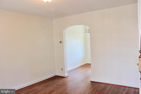 1639 Lang Pl NE, Washington, DC 20002 photo 3