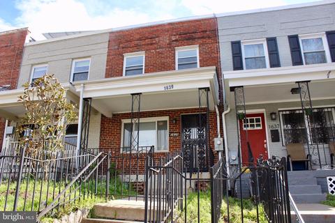 1639 Lang Pl NE, Washington, DC 20002 photo 1