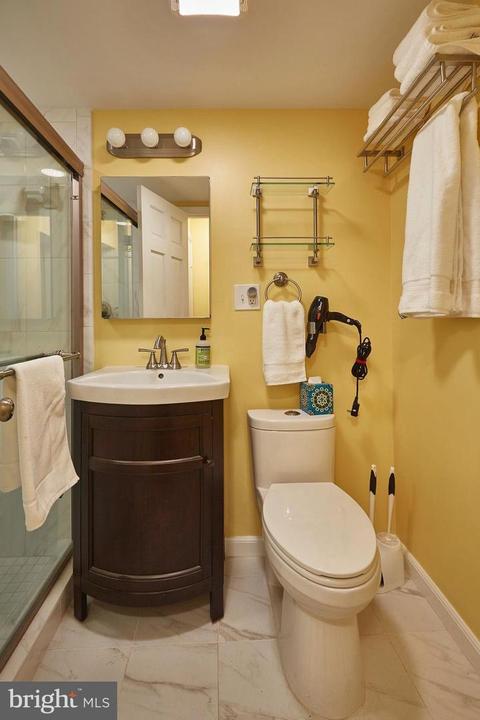 11 2nd St NE #104, Washington, DC 20002 photo 8