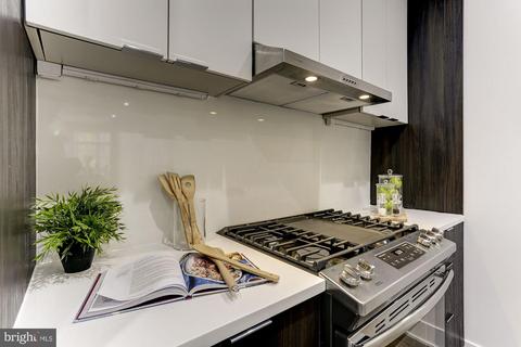 1220 Potomac Ave SE #5, Washington, DC 20003 photo 4