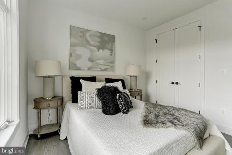 1220 Potomac Ave SE #5, Washington, DC 20003 photo 7