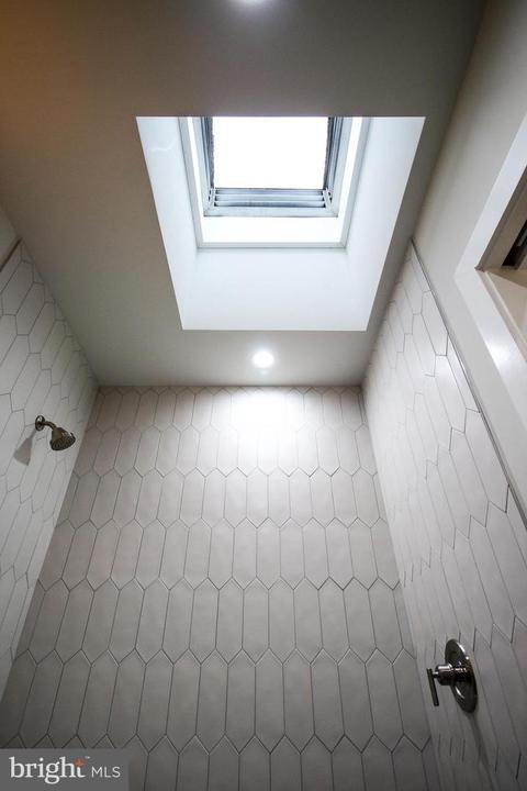 1617 D St NE, Washington, DC 20002 photo 23