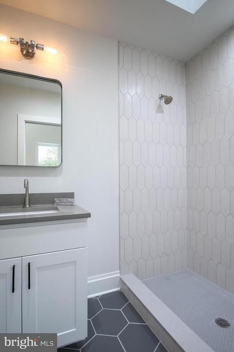 1617 D St NE, Washington, DC 20002 photo 22