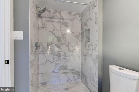 1327 Maple View Pl SE, Washington, DC 20020 photo 17